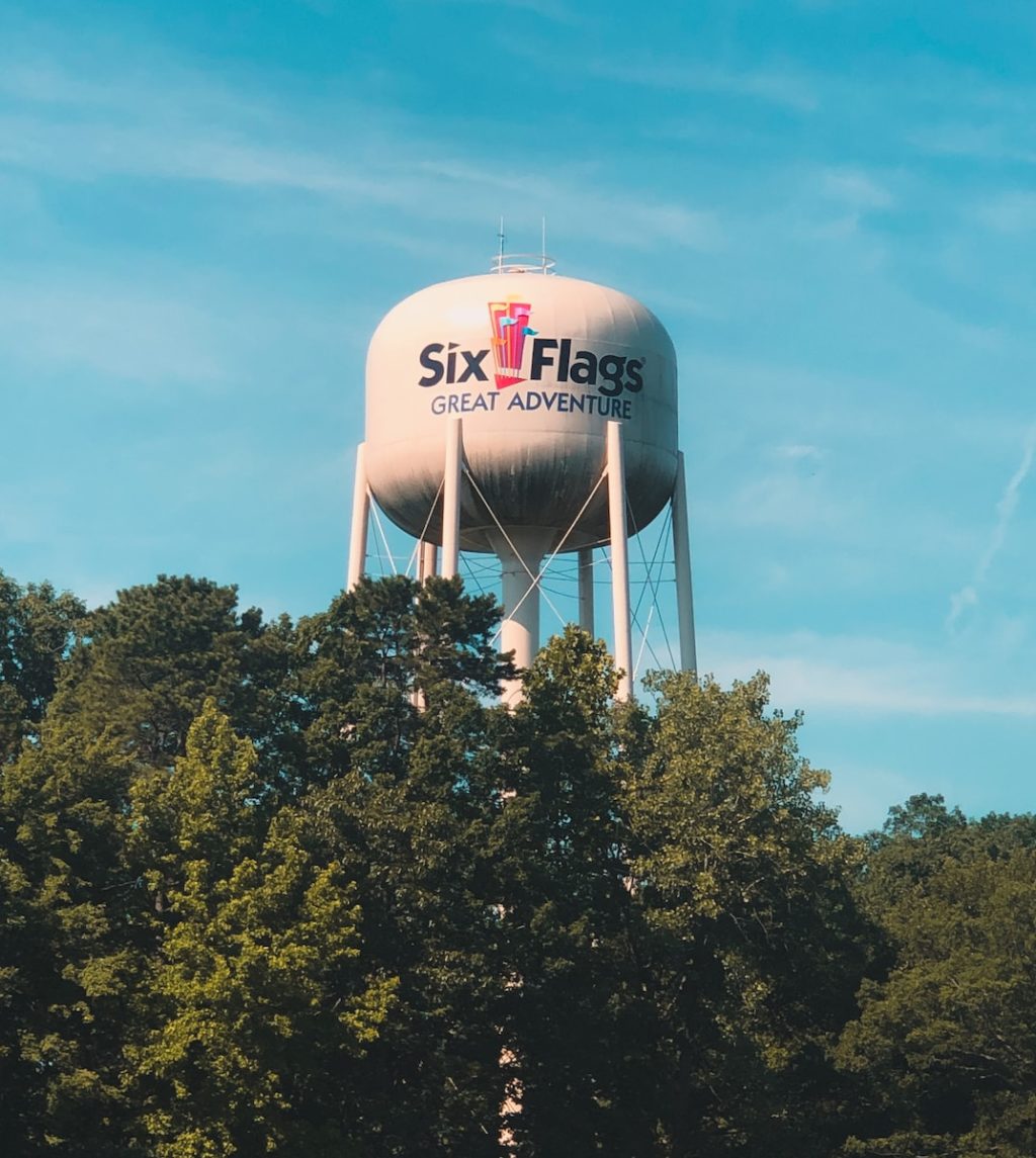 six flags great adventure water tank under blue sky during daytime