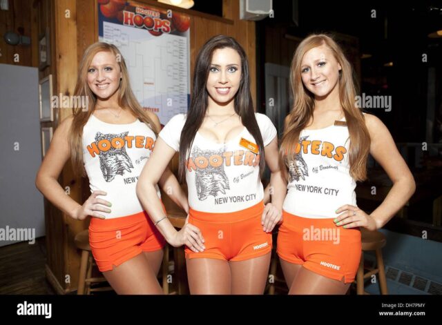 Hooters