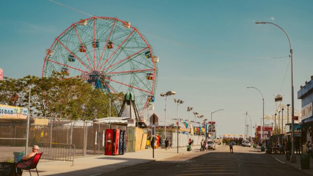 Military Families Are Getting Free Theme Park Tickets