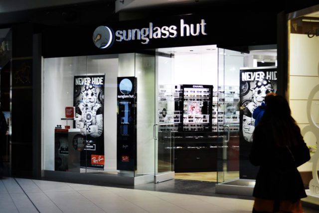 Sunglass Hut Store in Canada